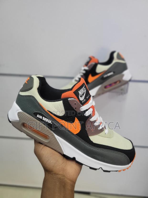 Nike Air Max 90 Unisex Sneakers - thumbnail 3
