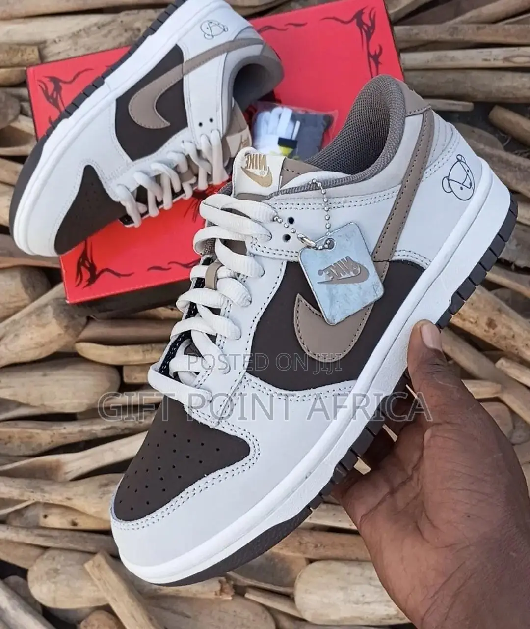 Nike Sb Otomo Katsuhiro Sneakers