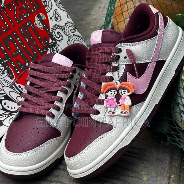 Nike Sb Dunk Low Cut Unisex Sneakers - thumbnail 2