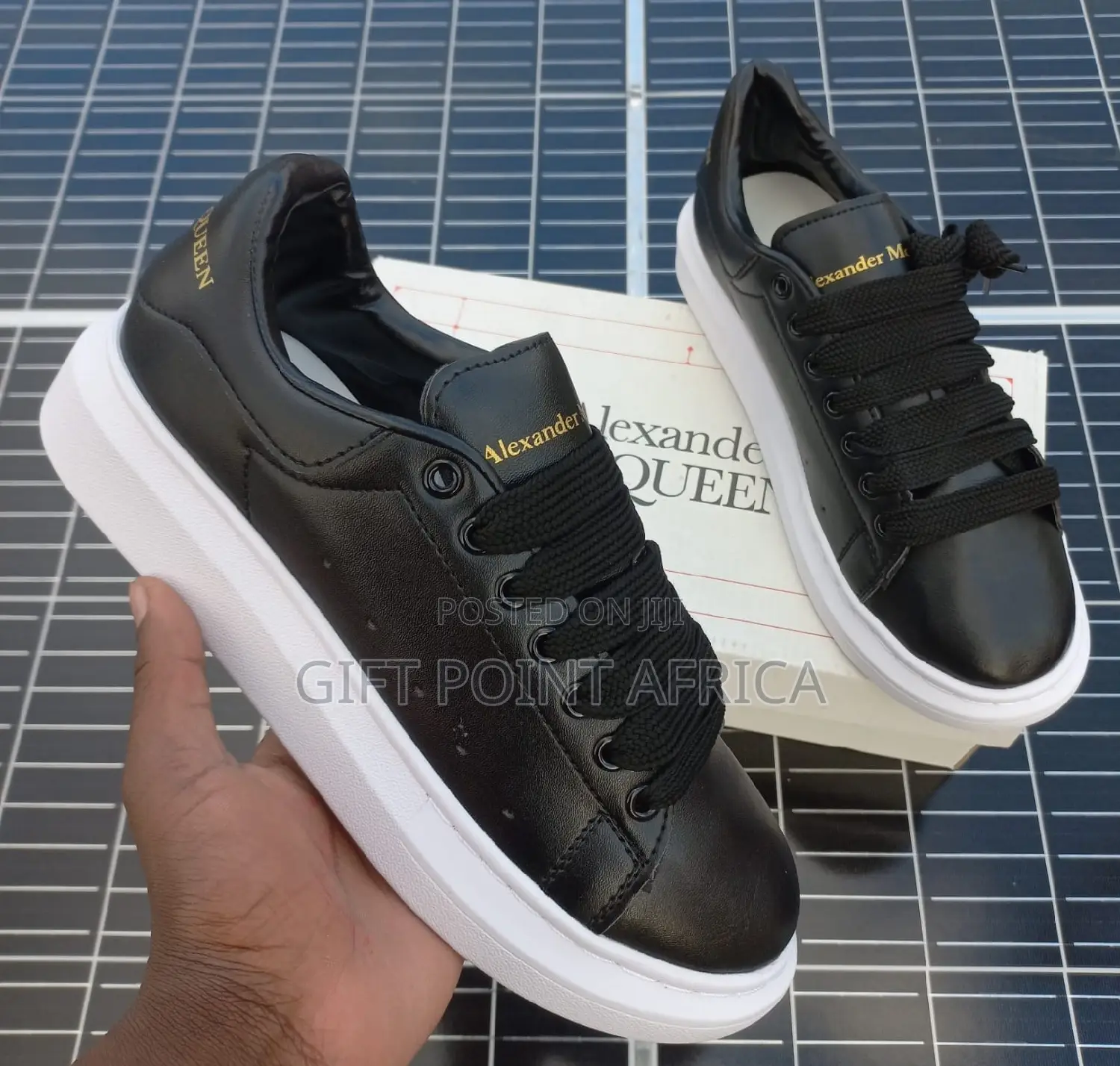 Alexander McQueen Unisex Black Sole White