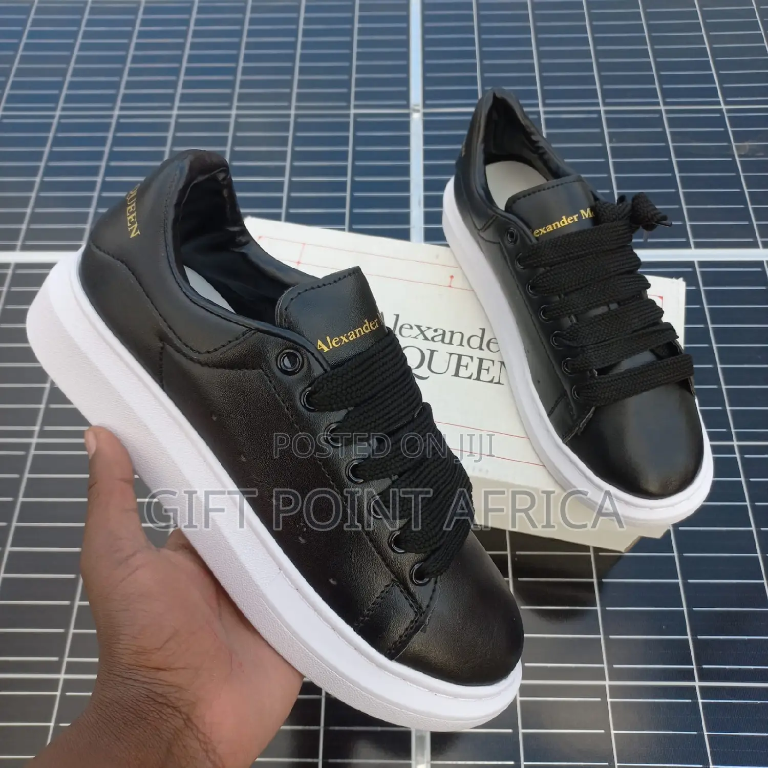 Alexander McQueen Unisex Black Sole White