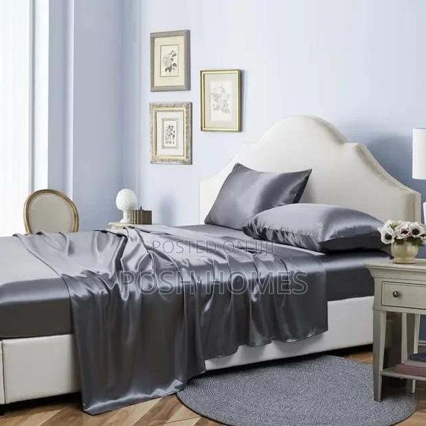 Silk Fitted Bedsheet's - main view