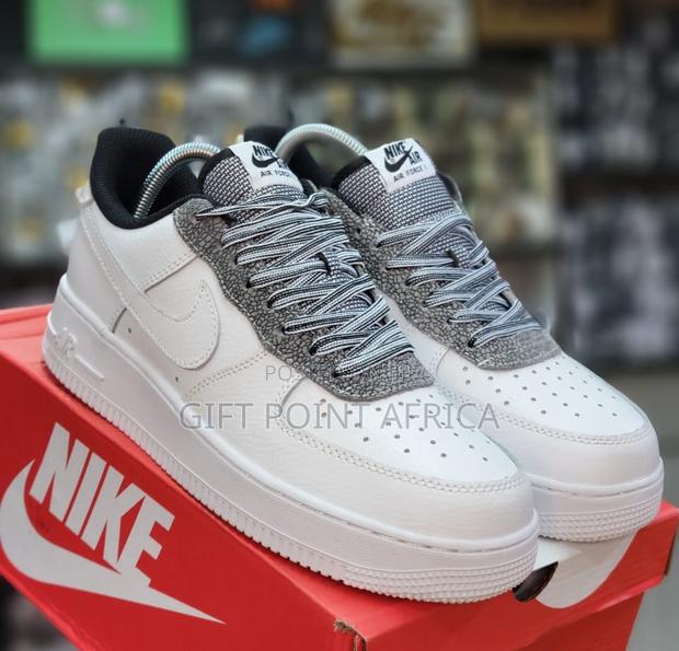 Nike Airforce 1 Fossil Sneakers - thumbnail 3
