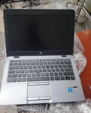 Laptop HP EliteBook 820 G1 8GB Intel Core I5 HDD 500GB