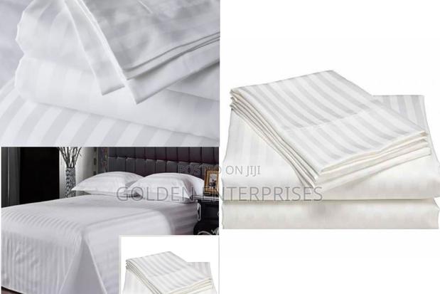 4pc White Stripped Bedsheet Set, 2 Bedsheet, 2pillowcases - main view