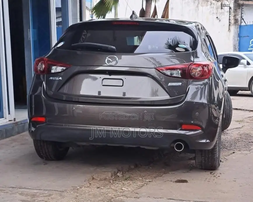 Mazda Axela 2018 Gray