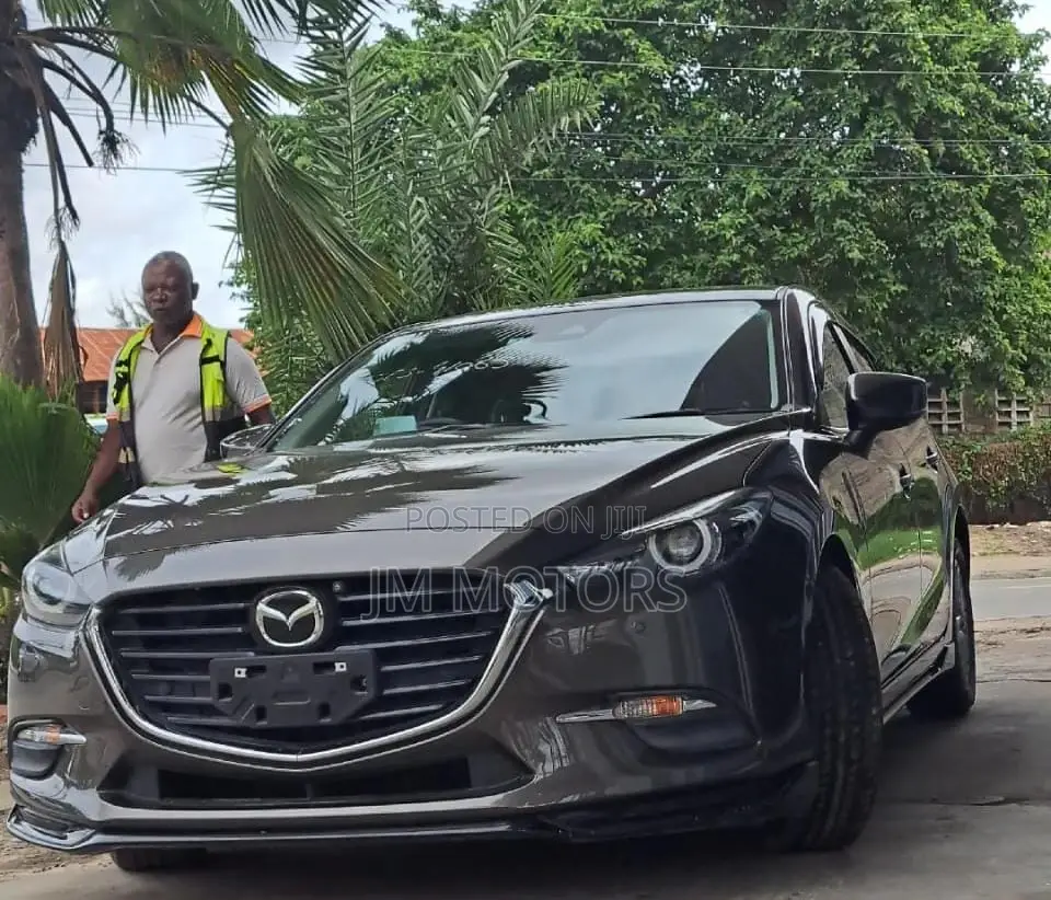 Mazda Axela 2018 Gray