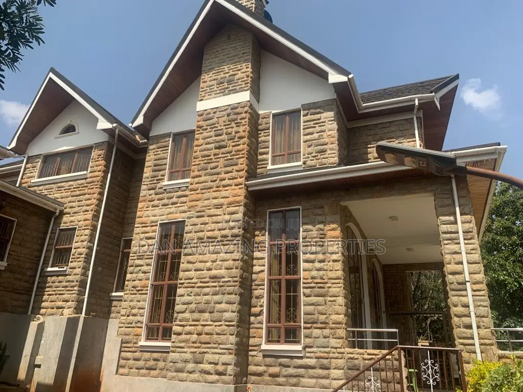 5bdrm Maisonette in Sunder Clse 0.7Acre, Kitisuru for sale