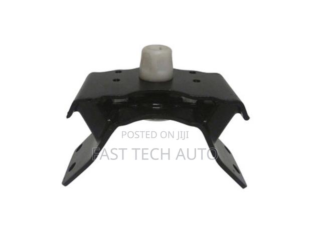 Gearbox Mount Prado J120