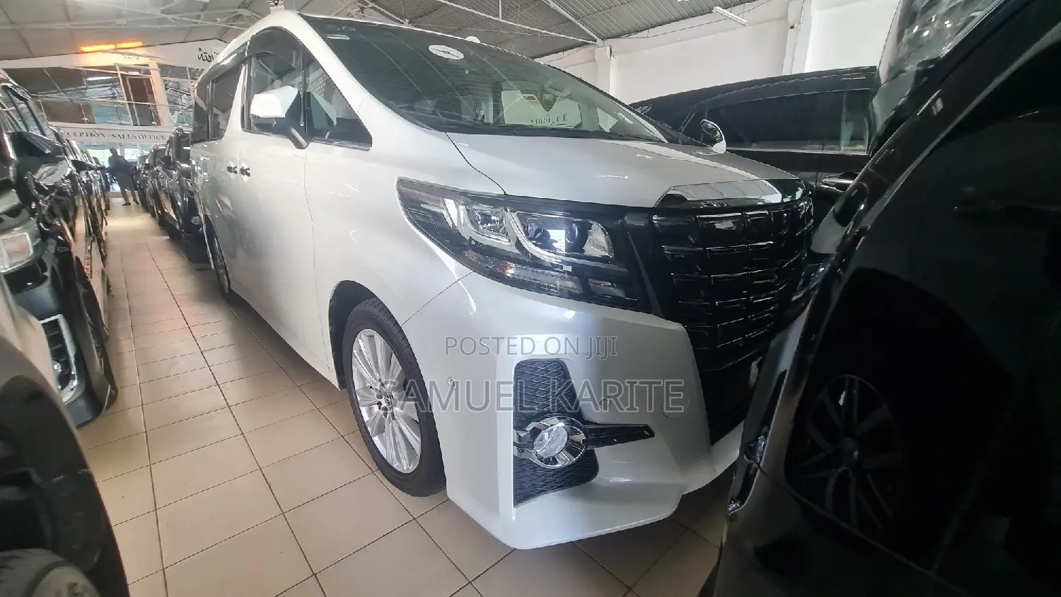 Toyota Alphard 2018 White