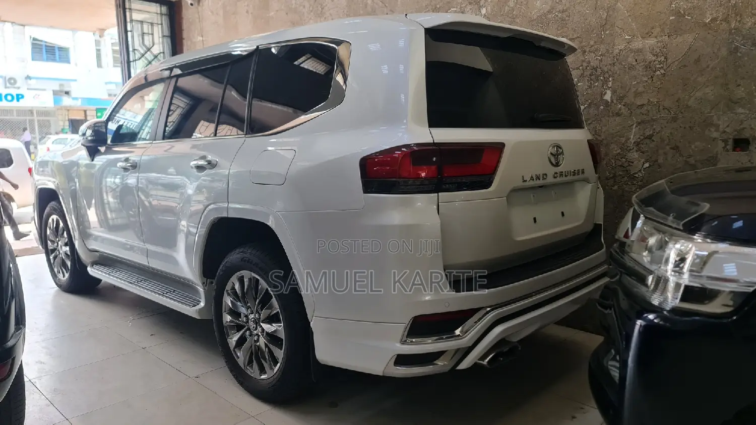 Toyota Land Cruiser 2023 White