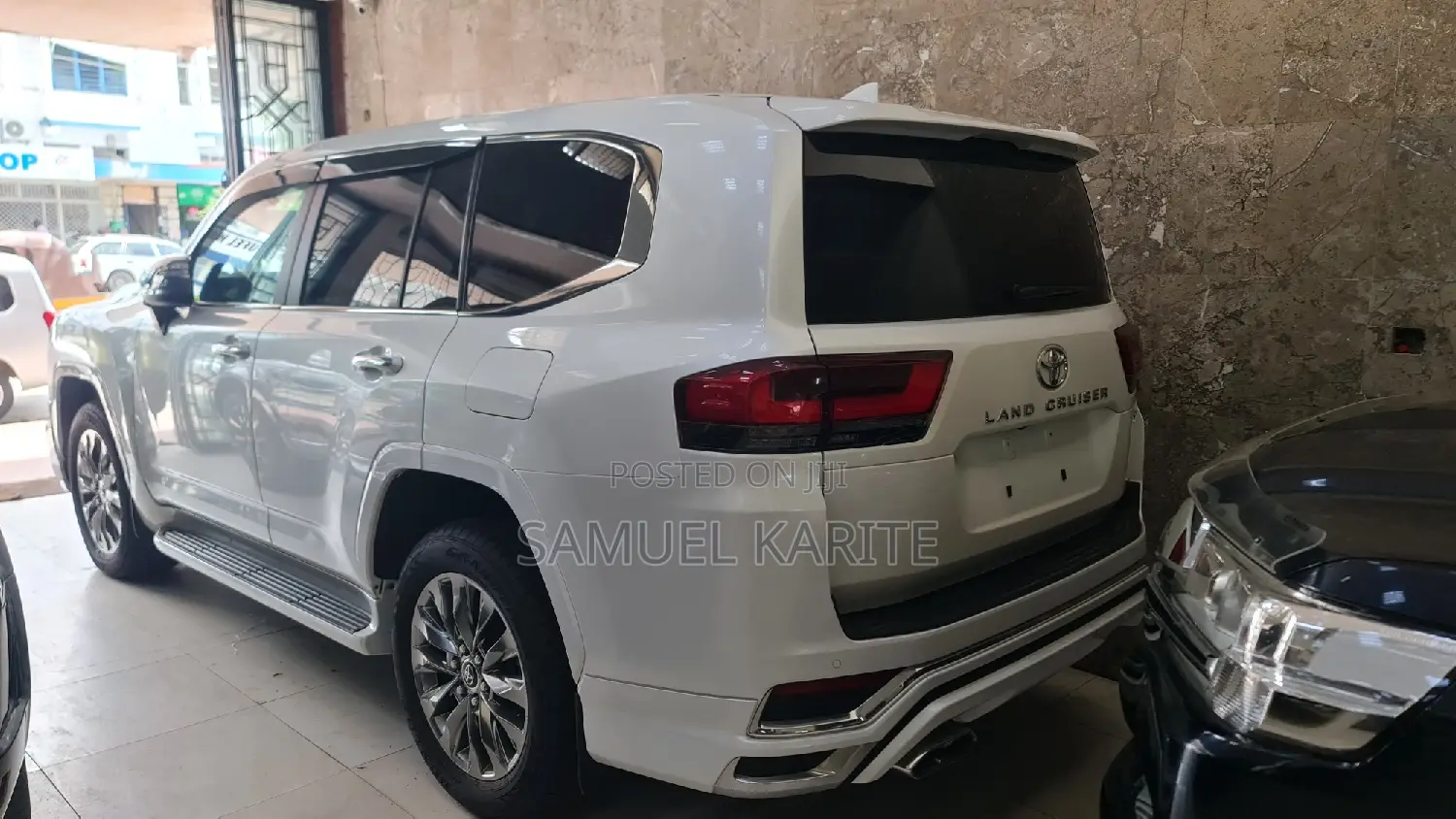 Toyota Land Cruiser 2023 White