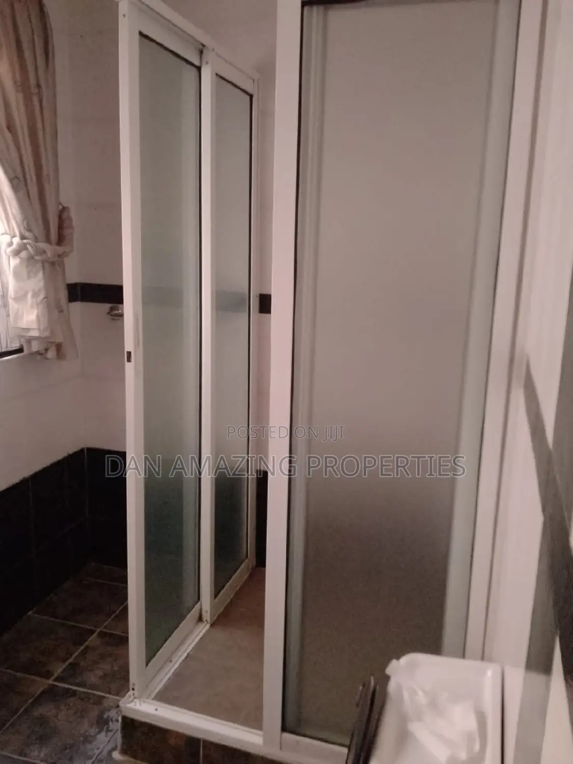 6bdrm Maisonette in Nairobi, Nyari for sale