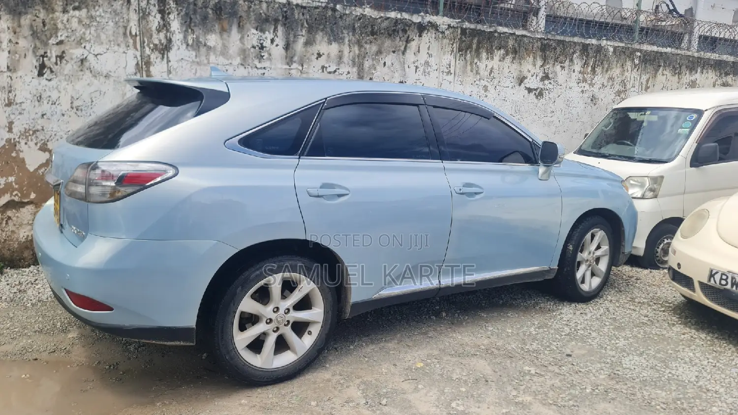 Lexus RX270 2011 Blue