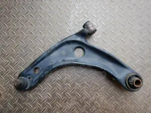 Front Arms Belta, Ractis, Vitz