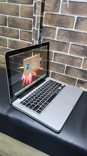 Laptop Apple MacBook 2012 8GB Intel Core I5 HDD 500GB