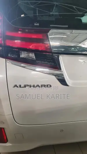 Toyota Alphard 2018 White
