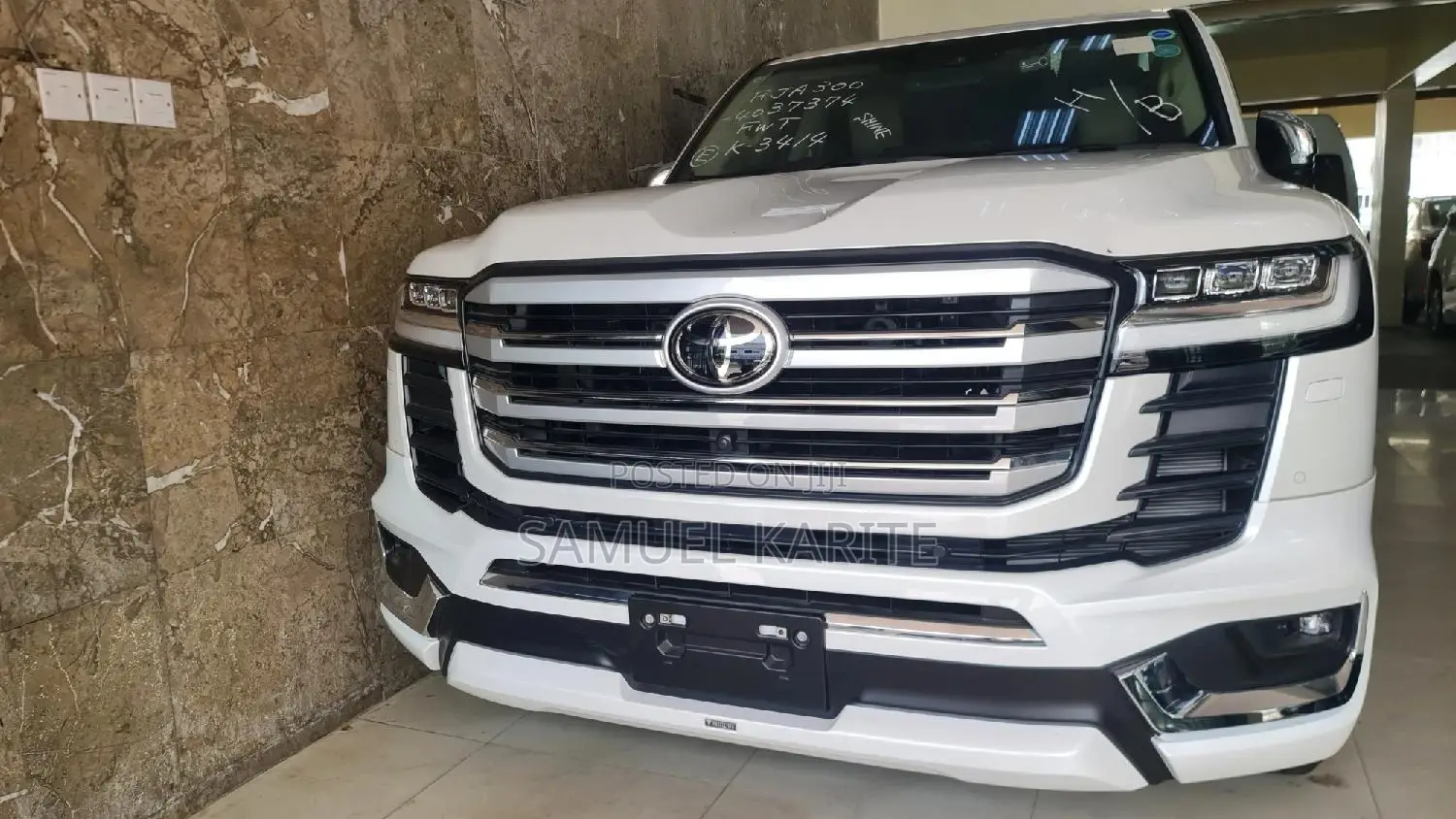 Toyota Land Cruiser 2023 White