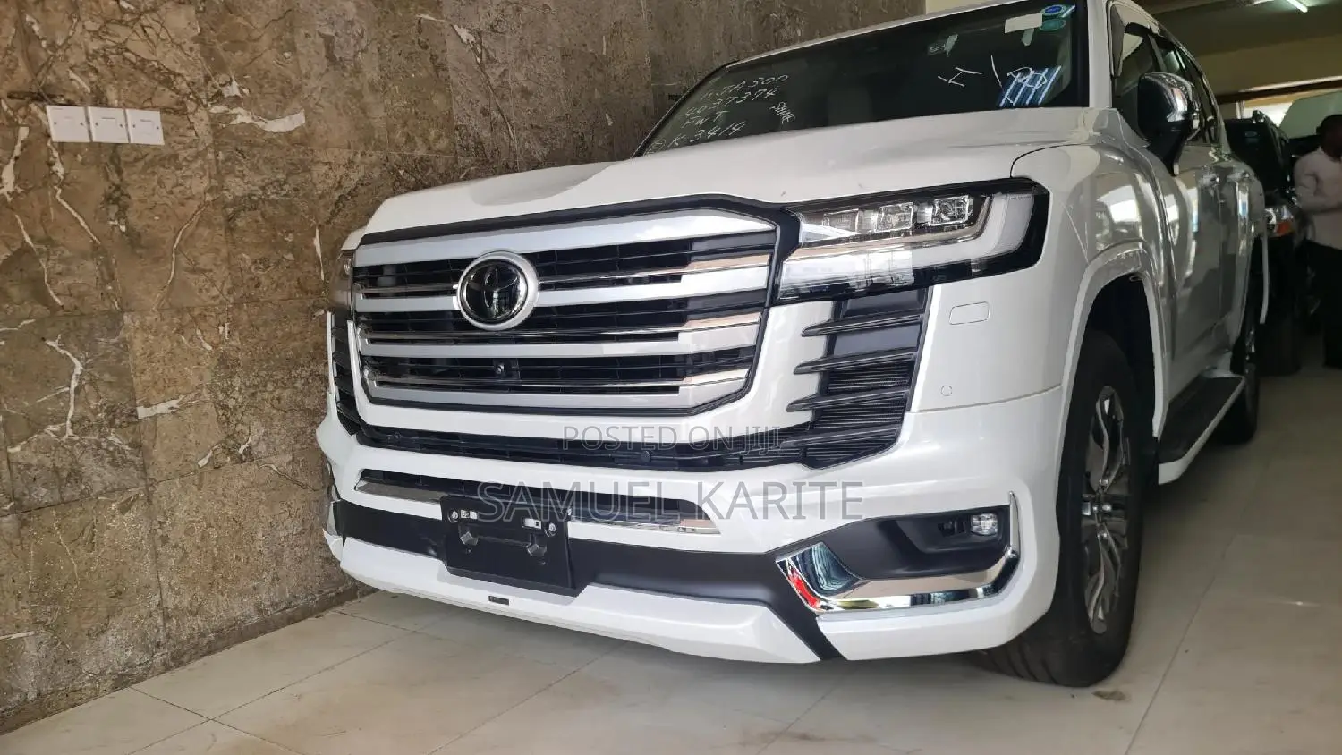Toyota Land Cruiser 2023 White