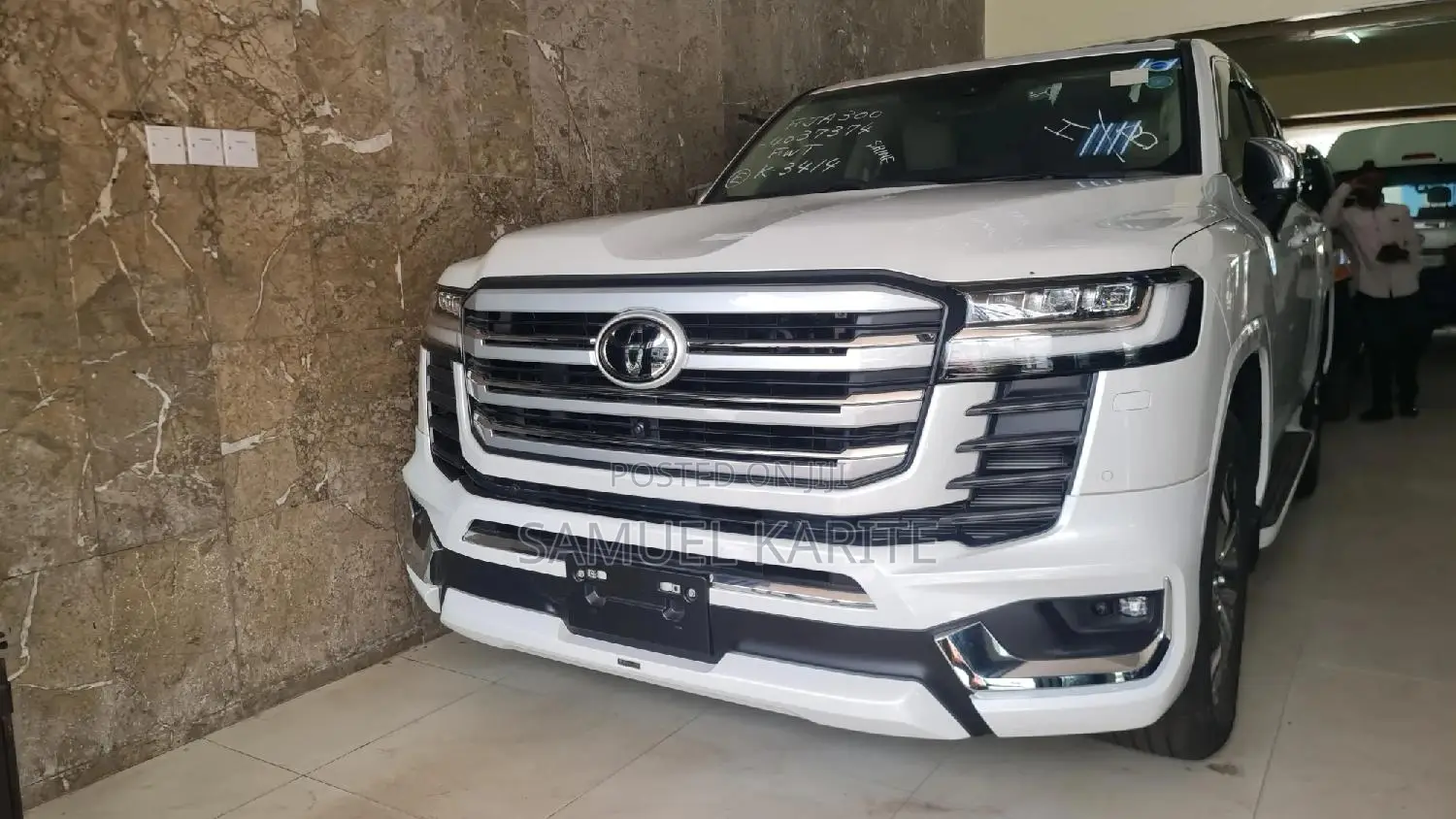 Toyota Land Cruiser 2023 White