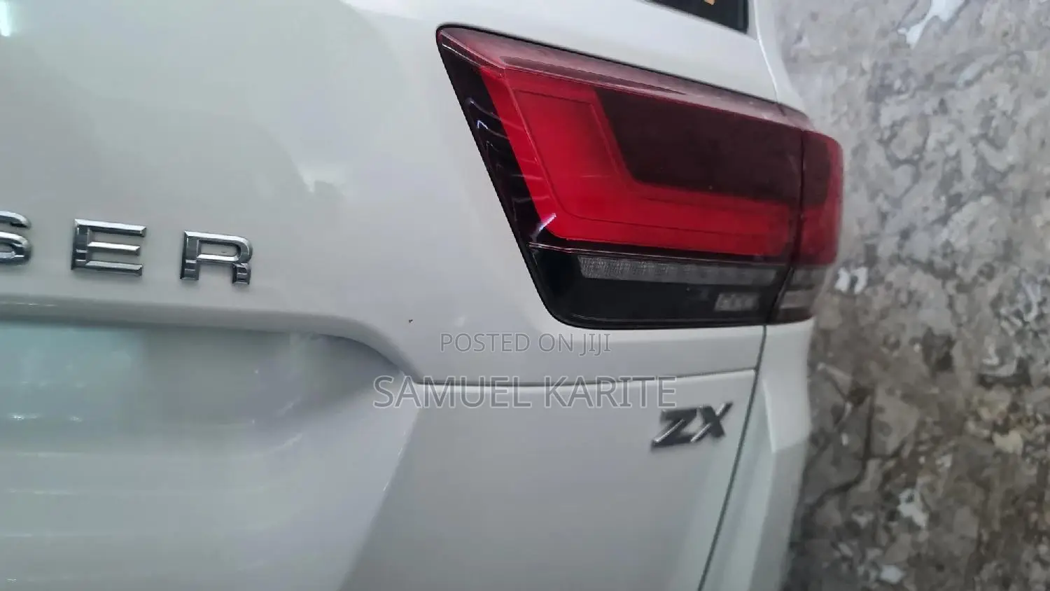 Toyota Land Cruiser 2023 White