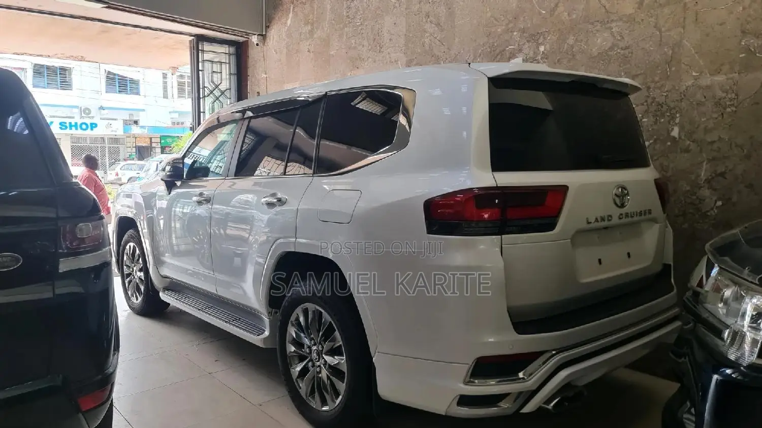 Toyota Land Cruiser 2023 White