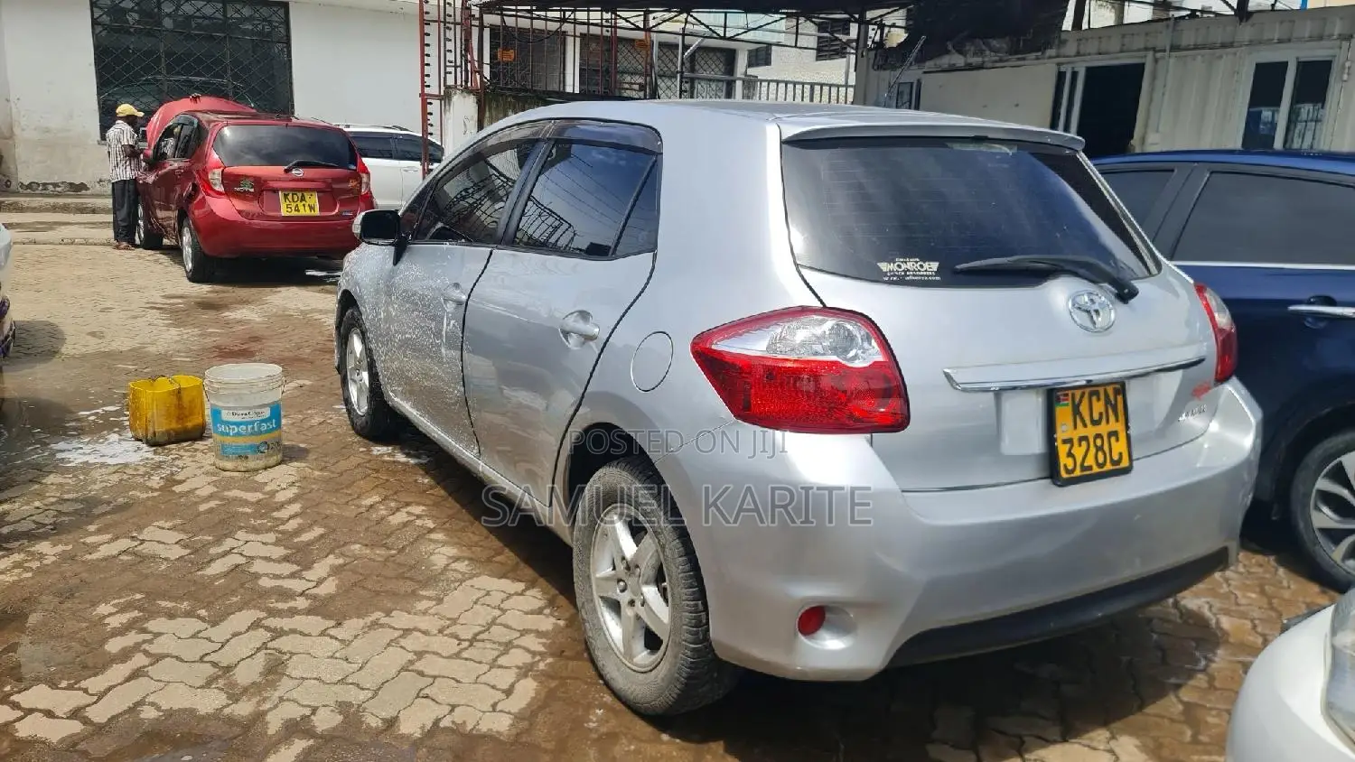 Toyota Auris 2010 Silver