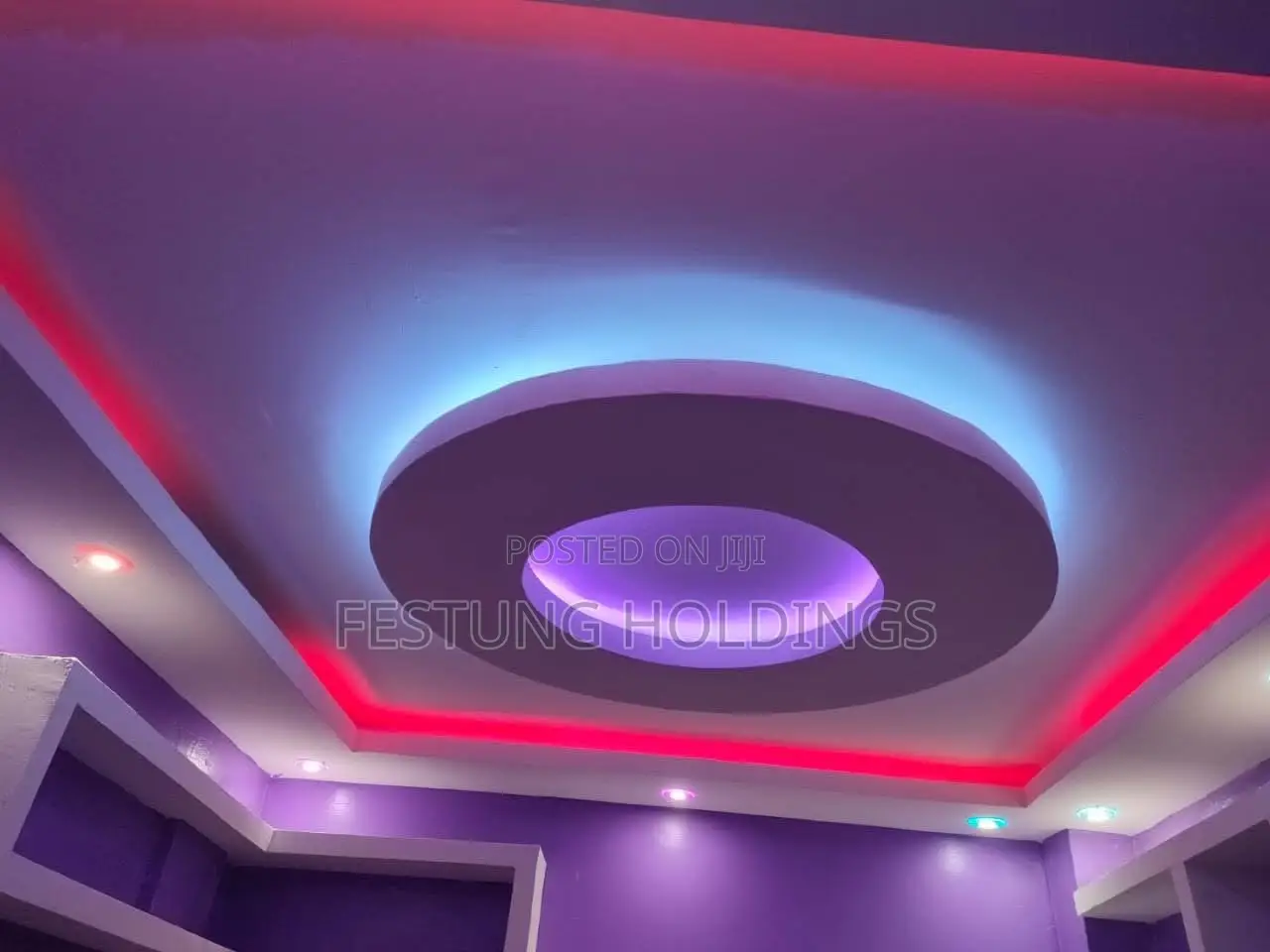 Uniquely Lit Gypsum Ceiling