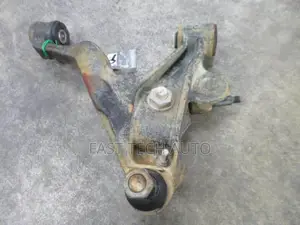 Lower Control Arms Isuzu Elfu