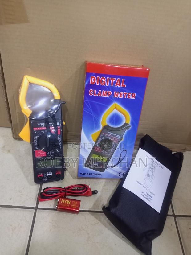 Clamp Meter Clamp Meter - main view