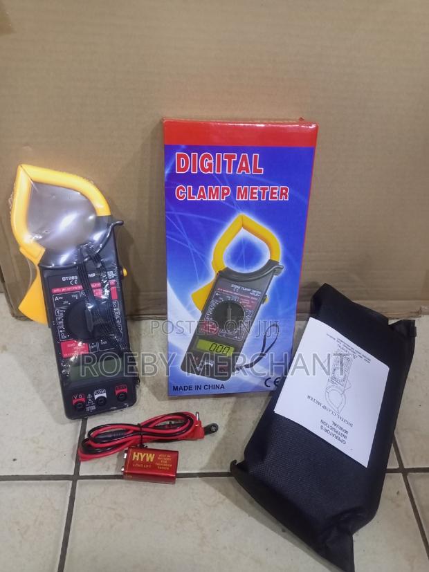 Digital Clamp Meter - main view