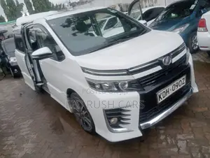 Toyota Voxy SV Premium 2014 White