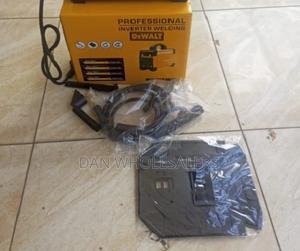 Dewalt Electronic Welding Machine/Welding Inverter Yellow - thumbnail 2