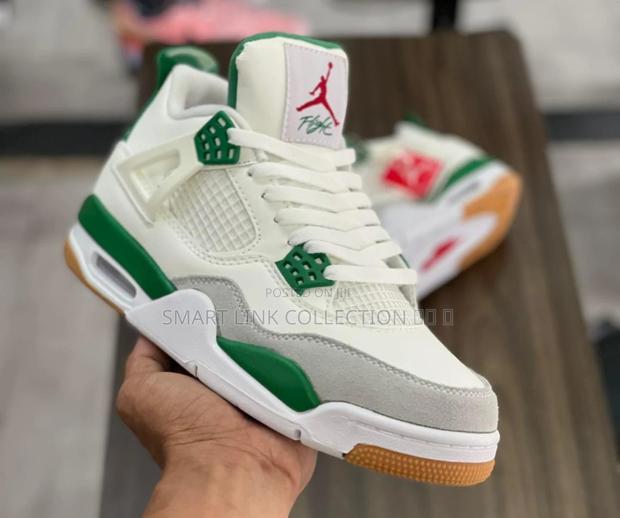 Air Jordan 4 - thumbnail 2