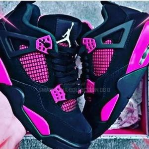 Air Jordan 4 - thumbnail 2