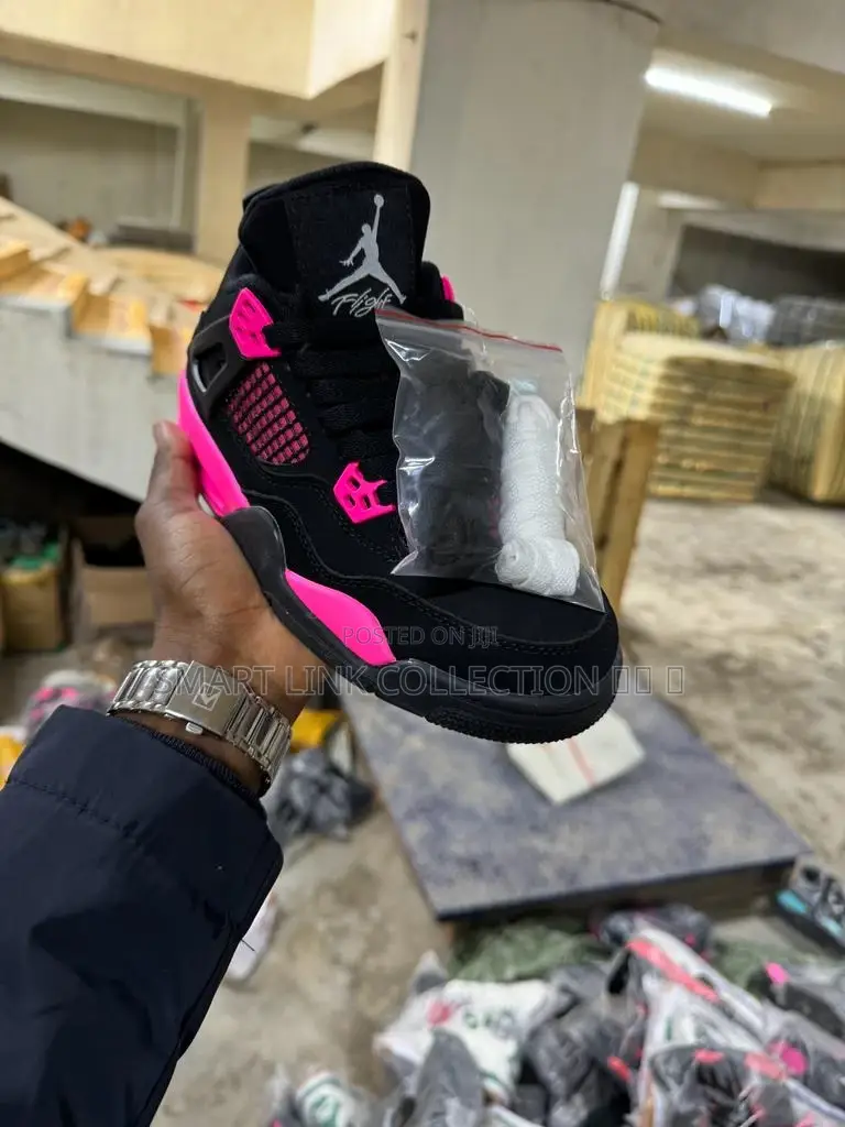 Air Jordan 4