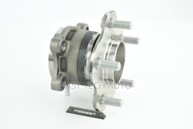 Front Wheel Hub Nissan X-Trail