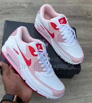 Nike Air Max 90 Sneakers