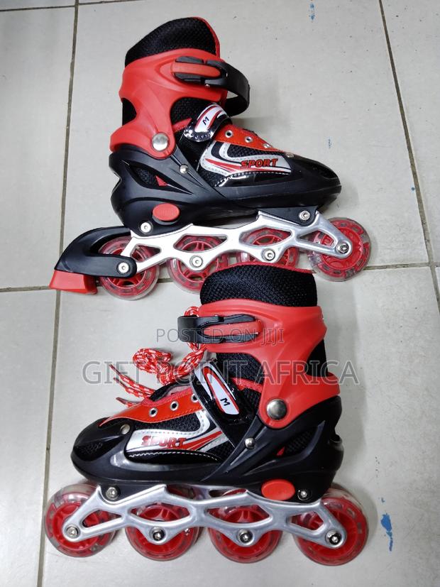 Size 31-42 Kids Adjustable Roller Skates (Inline Skates) - thumbnail 4