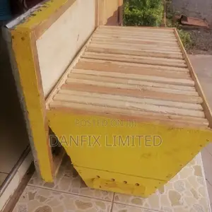 Kenya Top Bar Hive(K.T.B.H)