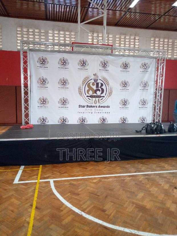 Weekends Set Up of Stage Goal Post Truss for Bunner