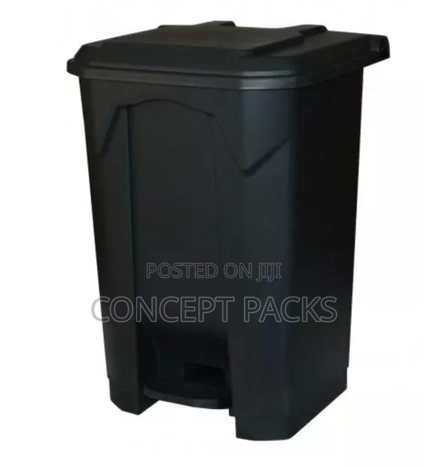30 Litres Plastic Household / Office Pedal Bin. Kenpoly
