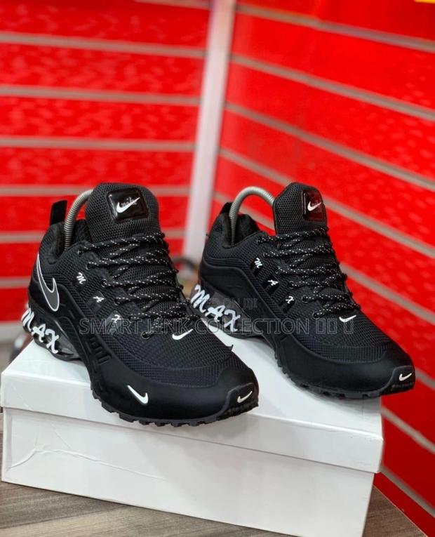 New Nike Max Shoe