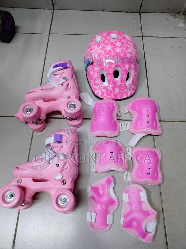 Full Set Four Wheels Adjustable Skates for Kids - thumbnail 3