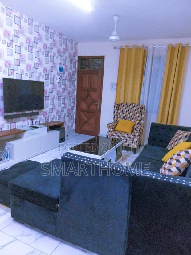 Queen Abnb Sanasana - thumbnail 4