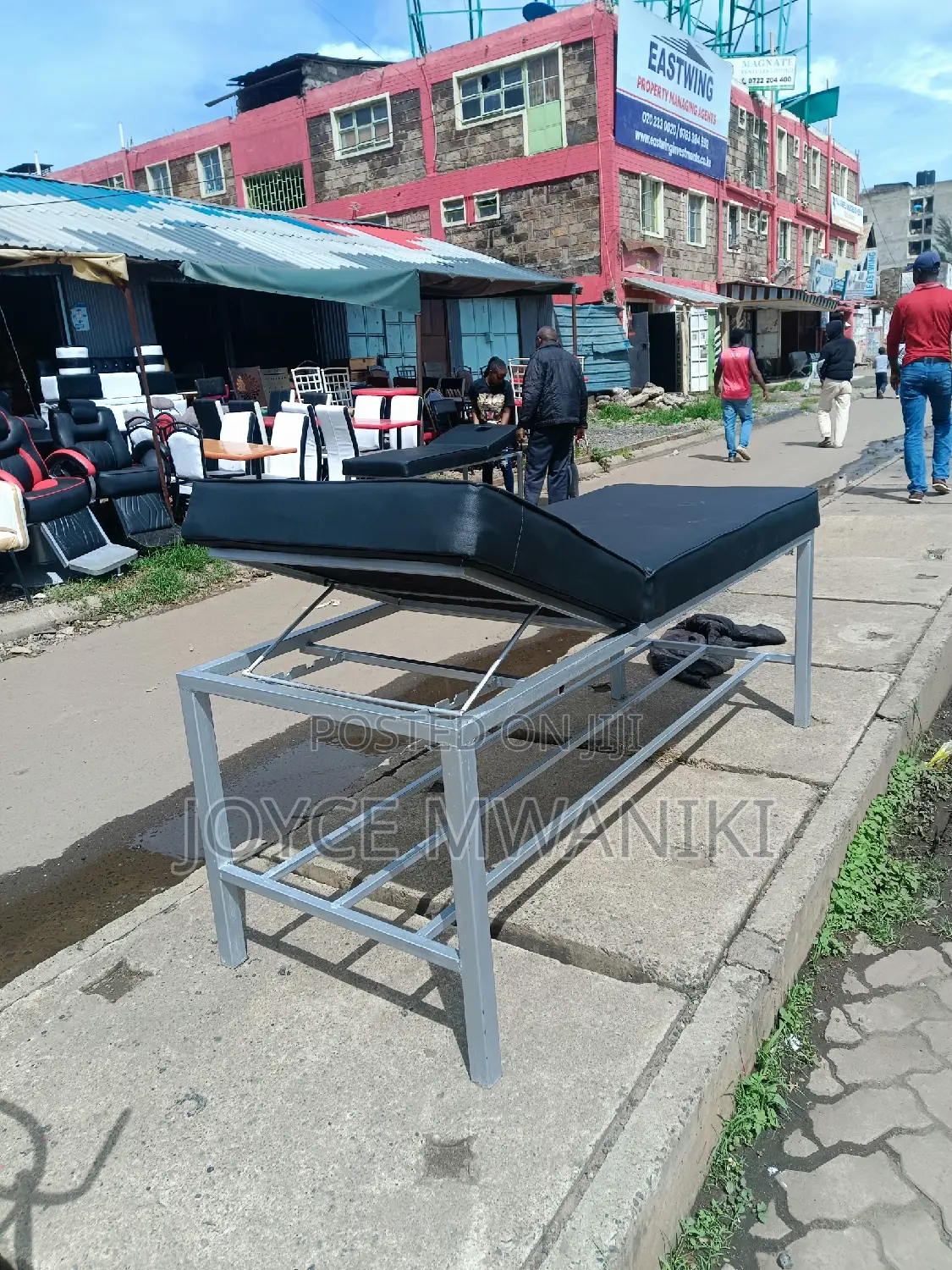 Massage Bed, Black and Silver