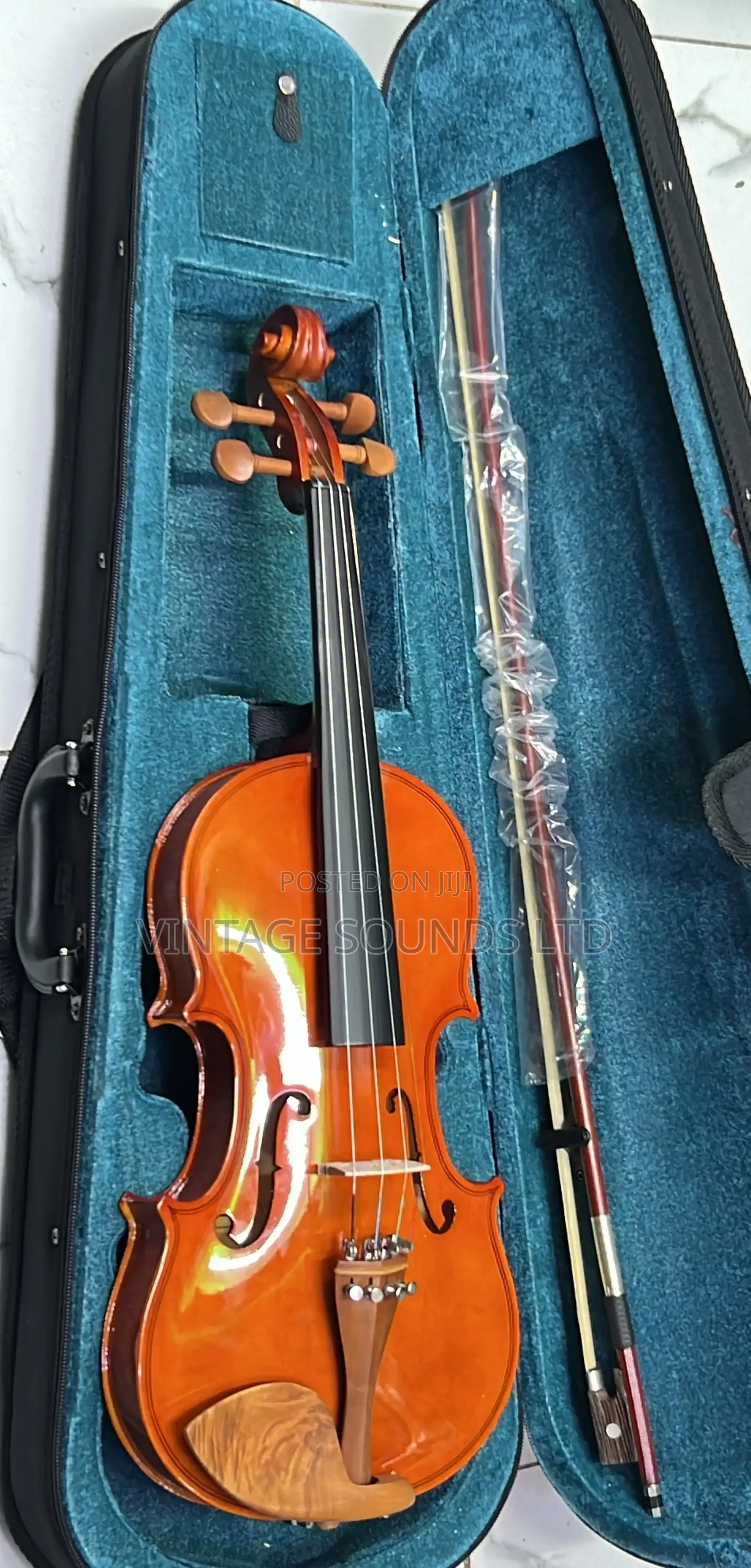 Full Size (4/4) Maple Leaf Violin – Excellent Condition