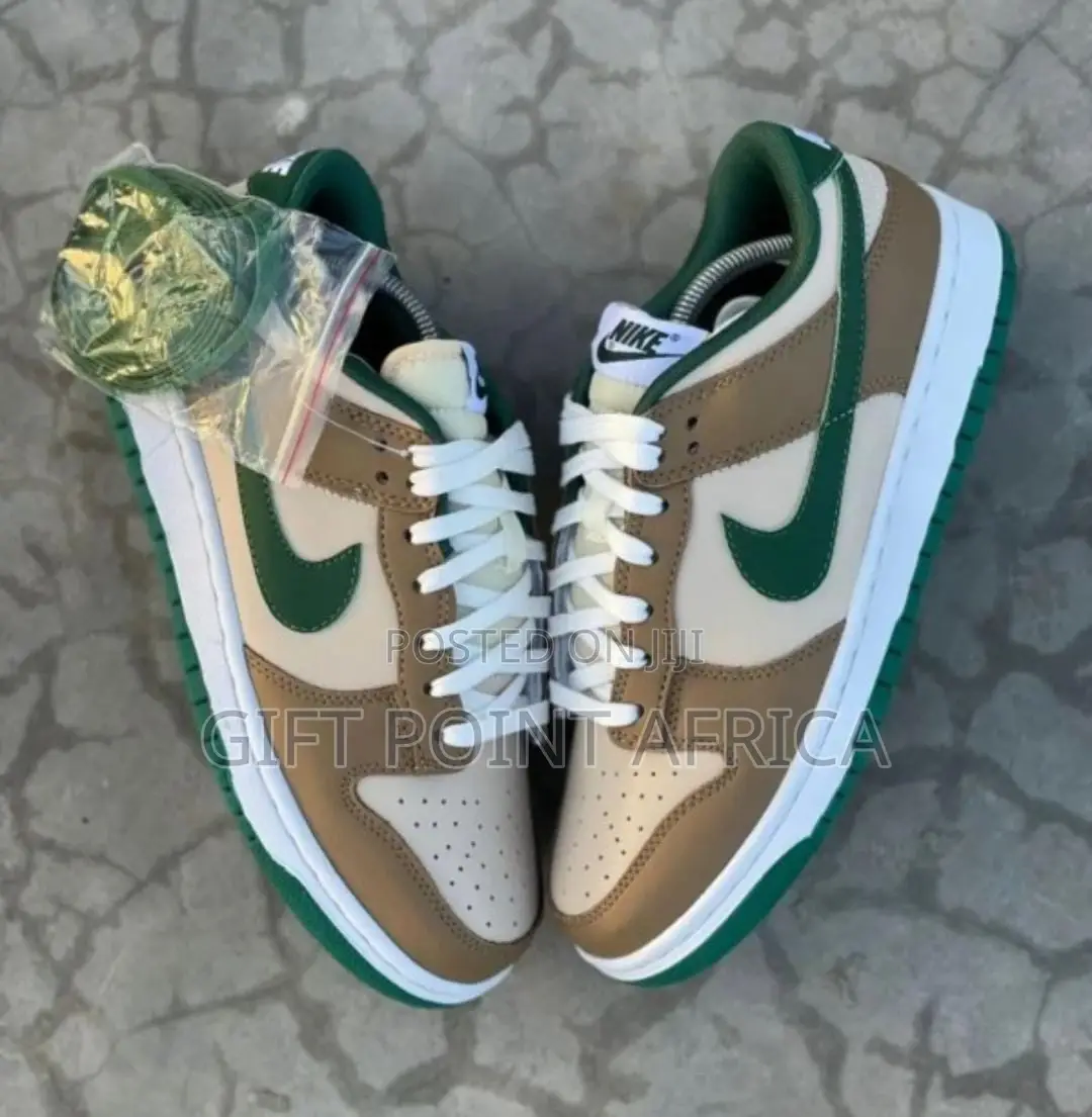 Nike Air Jordan 1 Low Cut Unisex Sneakers