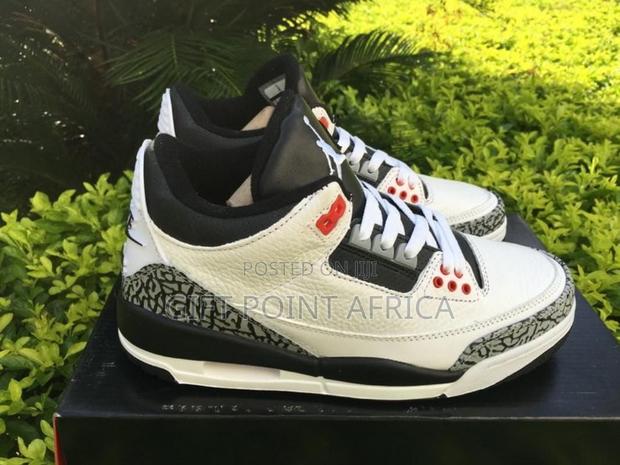Air Jordan 3 Men Sneakers - main view