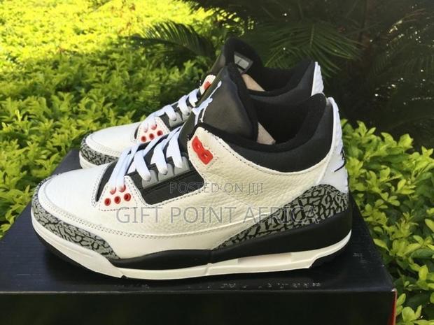 Air Jordan 3 Men Sneakers - thumbnail 2
